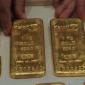 Twelve bars of gold have been recovered from the stomach of a businessman in the Indian capital, Delhi, a surgeon treating him has said.