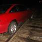 Woman Looking For ATM, Drives On Railroad Tracks - CBS Chicago